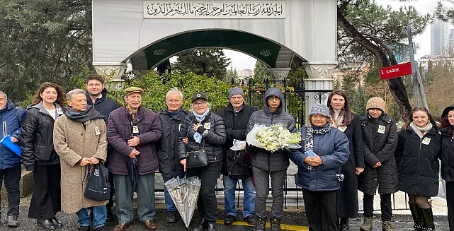TEV, Türk sanat müziğinin değerli ismi Safiye Ayla'yı unutmadı