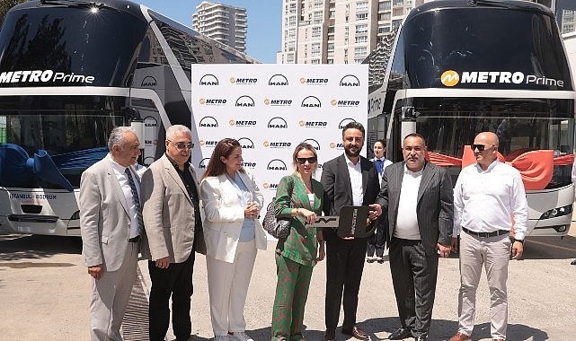 Metro Turizm'den Premium Filosuna Neoplan Skyliner Takviyesi