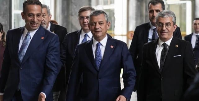 Yeni Parti Hazırlığı: Kulislerde 85 Vekil İddiası