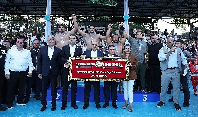 Kurtdereli'nin Başpehlivanı Mustafa Taş Oldu