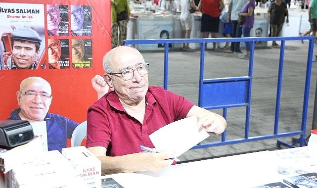 Edremit Kitap Fuarı'nda Demokrasi ve Edebiyat Rüzgarı
