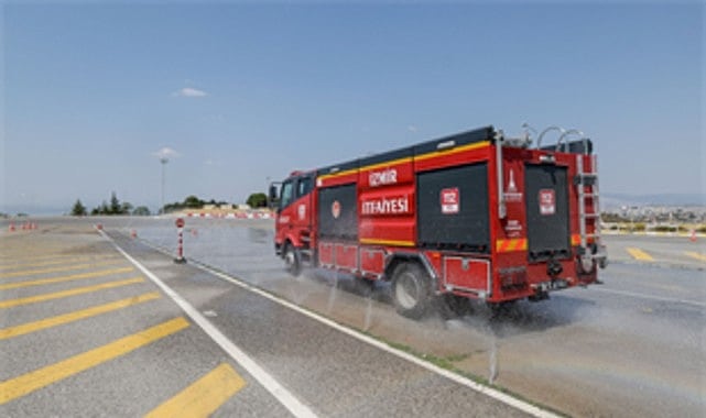 İzmir İtfaiyecilerine Zorlu Sürüş Eğitimi