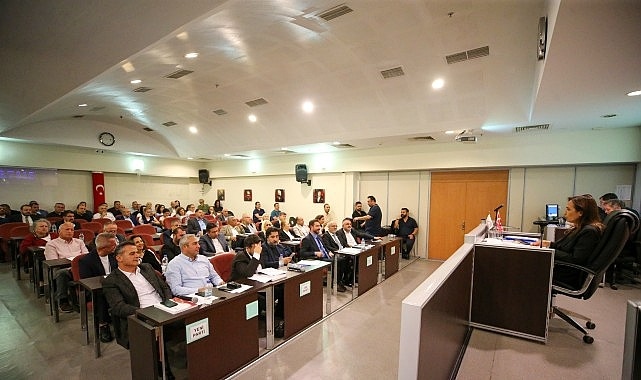 Karşıyaka’nın 6,6 milyar TL’lik 2027 bütçesine onay