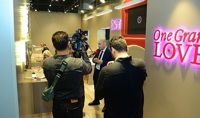 OneGramLove, İstanbul Jewelry Show'da Tanıtıldı