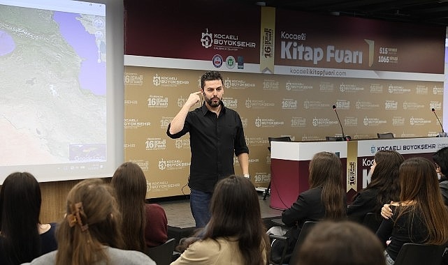 Ünlü Eğitimcilerden Gençlere Başarı Rehberliği